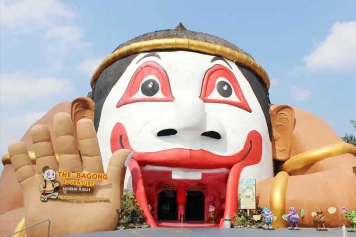 MUSEUM TUBUH: PETUALANGAN MENJELAJAHI DUNIA DALAM DIRI