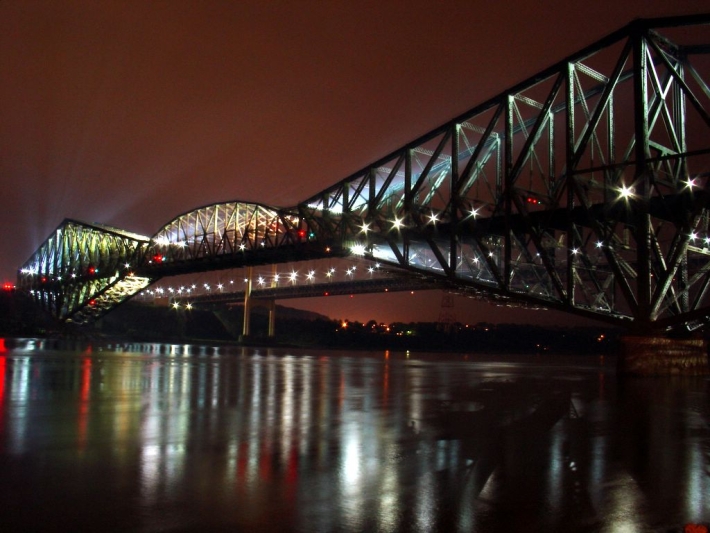 JACQUES CARTIER BRIDGE: GERBANG IKONIK KOTA MONTRÉAL