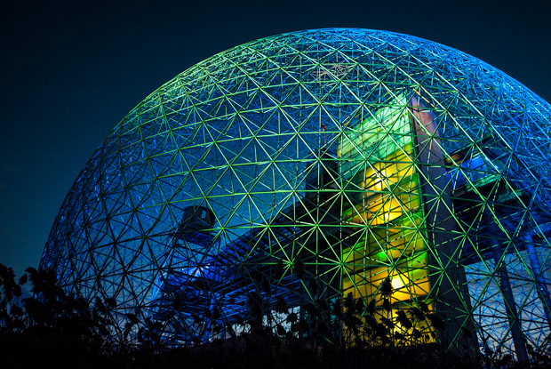 MONTREAL BIOSPHERE: IKON ARSITEKTUR DAN LINGKUNGAN DI PULAU SAINTE-HÉLÈNE
