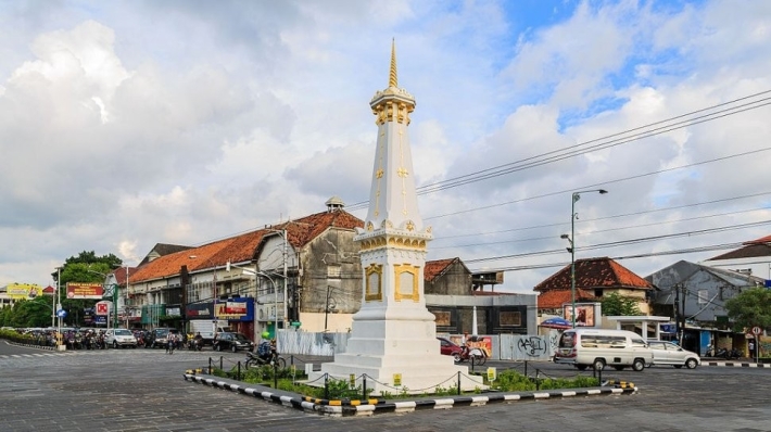 MENJELAJAHI TUGU YOGYAKARTA: SIMBOL KEGIGIHAN DAN KEMAKMURAN KOTA GUDEG