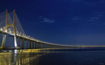 PONTE VASCO DA GAMA: JEMBATAN IKONIK DI ATAS SUNGAI TAGUS, PORTUGAL