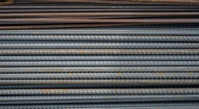 MEMAHAMI BESI BETON (REBAR) DAN PERAN VITALNYA DALAM KONSTRUKSI MODERN