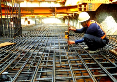 SIFAT MEKANIK UTAMA BESI BETON DAN PERANNYA DALAM STRUKTUR BANGUNAN