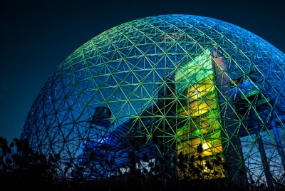 MONTREAL BIOSPHERE: IKON ARSITEKTUR DAN LINGKUNGAN DI PULAU SAINTE-HÉLÈNE