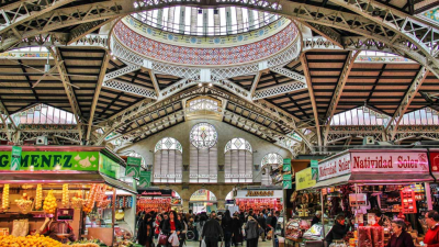 CENTRAL MARKET OF VALENCIA: SIMFONI ARSITEKTUR DAN RASA DI JANTUNG KOTA